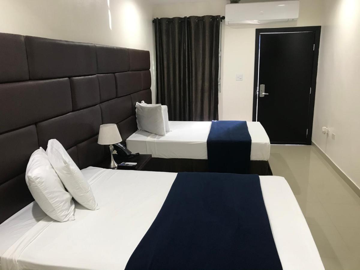 Starz Hotel Contant  Екстериор снимка